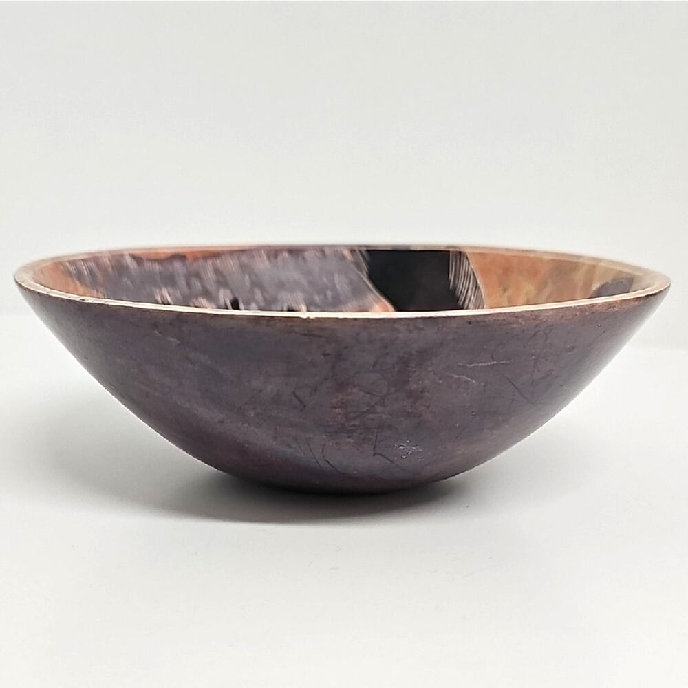 Kenya Artistic Wildlife Elephant Design Soapstone Bowl with Earth Tones 6" Dia. - Picture 4 of 7